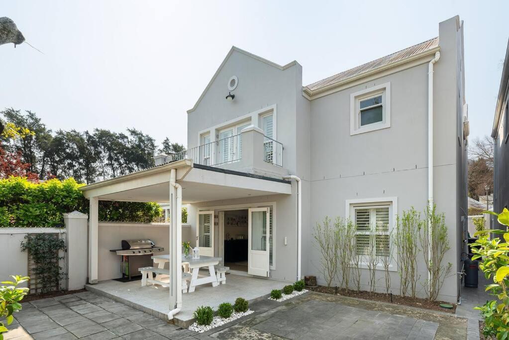 The Tram Home Stay Franschhoek Dış mekan fotoğraf