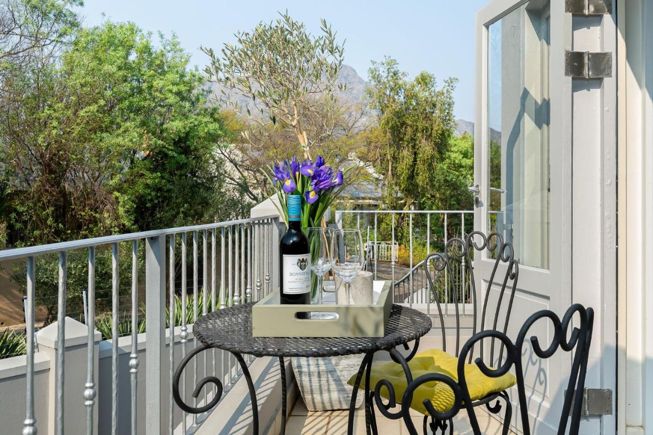 The Tram Home Stay Franschhoek Dış mekan fotoğraf